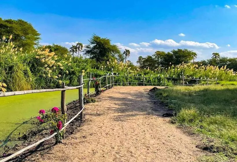 Lomakeskus Zaburi Beach By Serendib