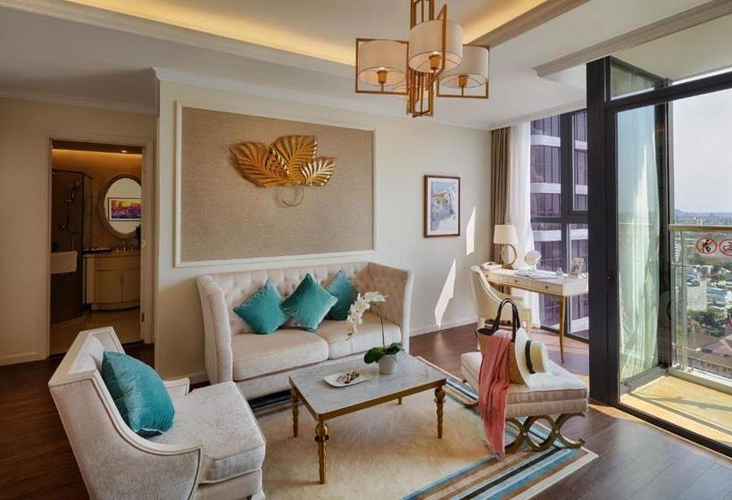 هتل Meliá Vinpearl Danang Riverfront