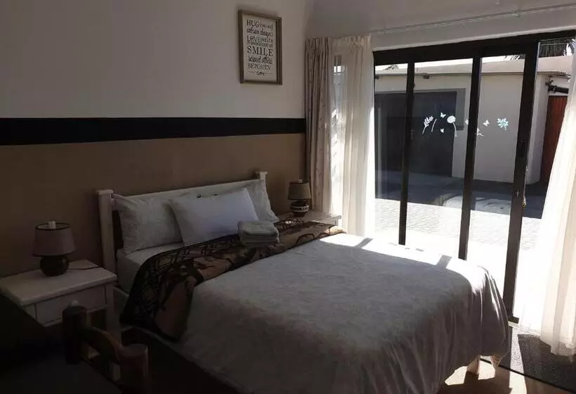 تختخواب و صبحانه Sunflower Self Catering