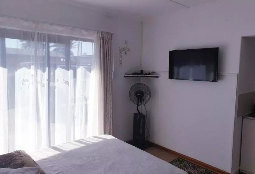 تختخواب و صبحانه Sunflower Self Catering