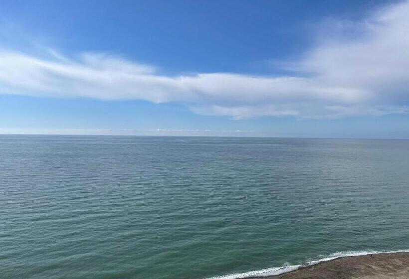 هتل Horizon Batumi Apart