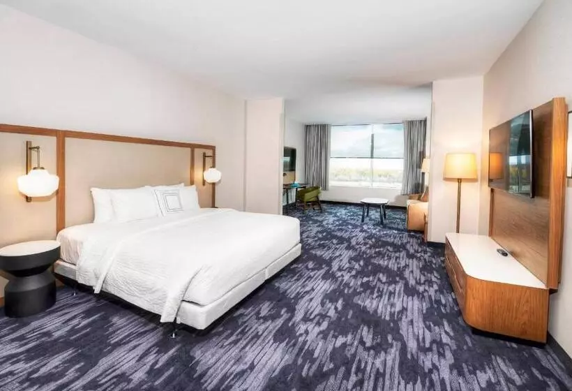 Hotelli Fairfield Inn & Suites By Marriott Ottawa Airport
