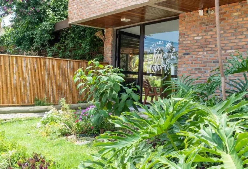 Hotelli Pousada Rosa Tropicalia