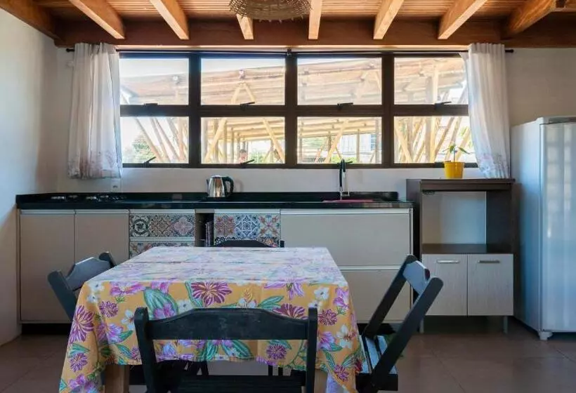 Hotelli Pousada Rosa Tropicalia