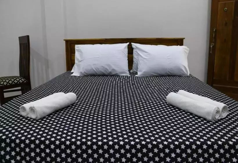 Thisha Hotel & Restaurant