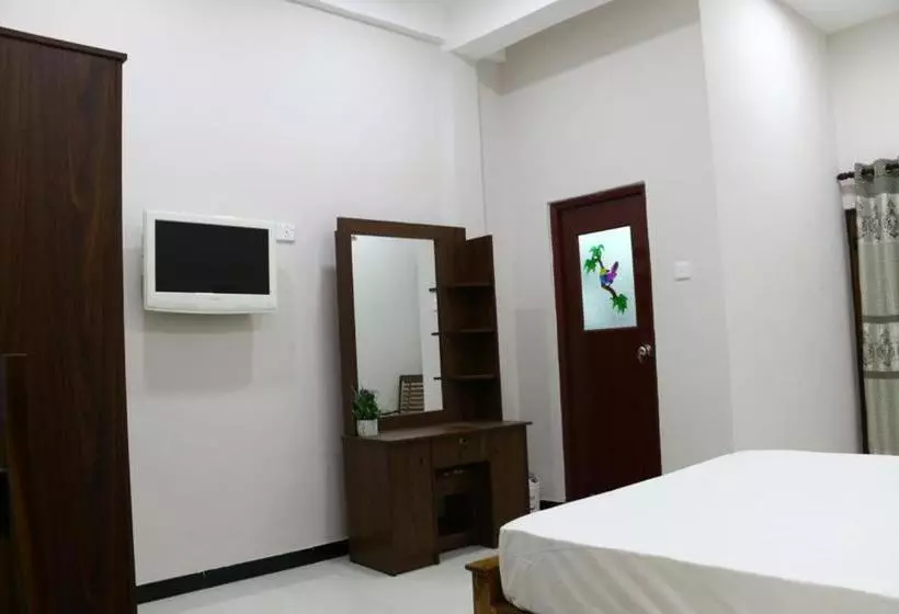 Thisha Hotel & Restaurant