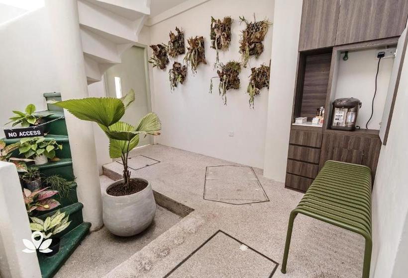 Zen Hostel Little India