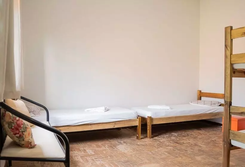 Hostel Segz