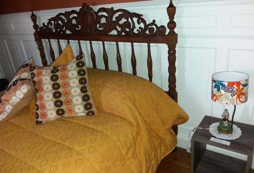 تختخواب و صبحانه Kalahat