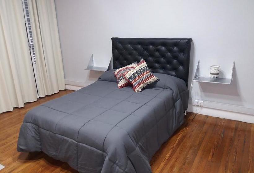 تختخواب و صبحانه Kalahat