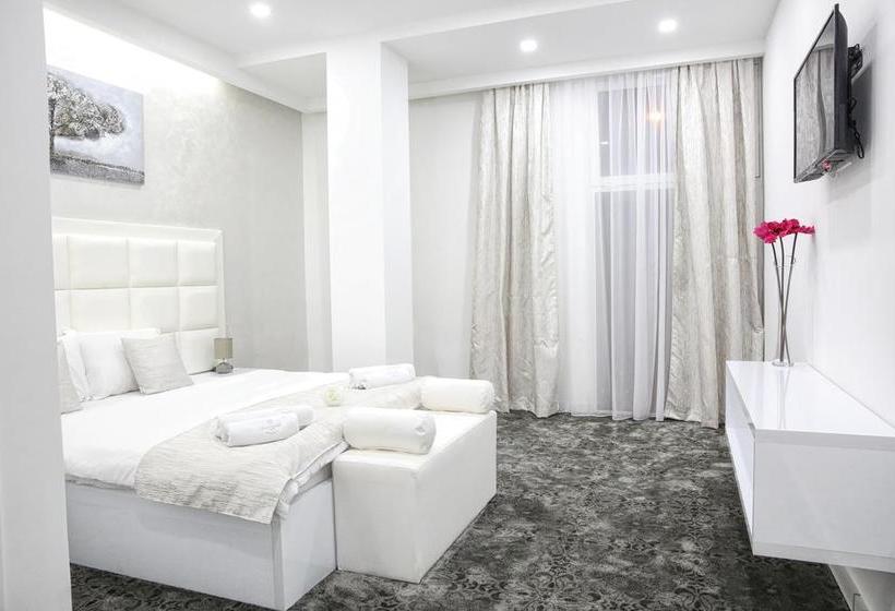 تختخواب و صبحانه Sunny Hill Garden