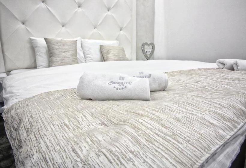 تختخواب و صبحانه Sunny Hill Garden