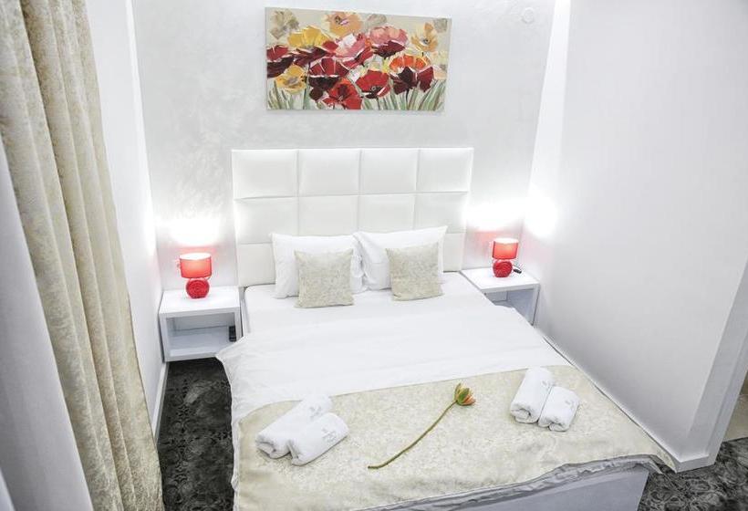 تختخواب و صبحانه Sunny Hill Garden