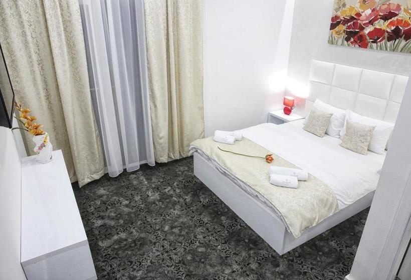 تختخواب و صبحانه Sunny Hill Garden