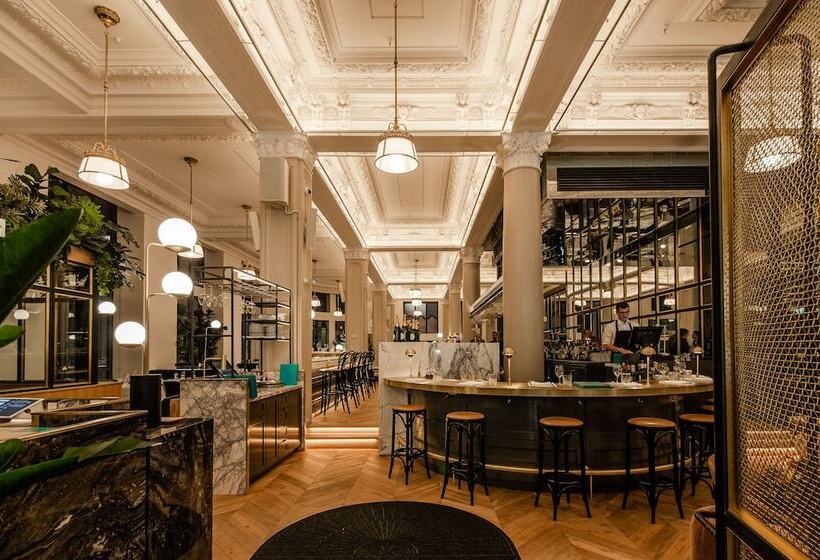 هتل Birks Montreal