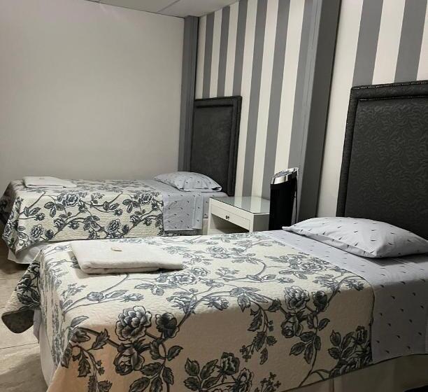 هتل Hostal Rio Piedra