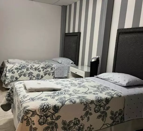 هتل Hostal Rio Piedra