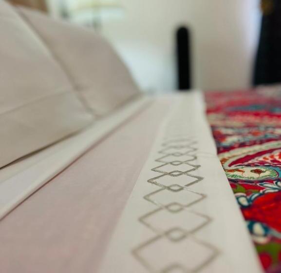 هتل Hostal Rio Piedra