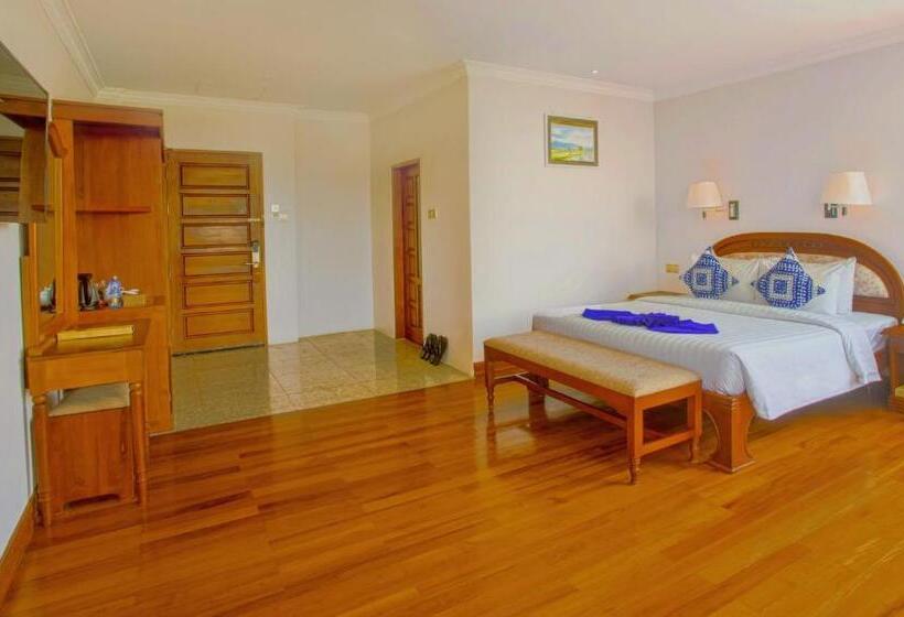 هتل Mandalay Lodge