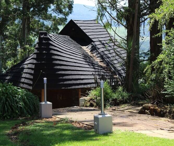 ホテル Mount Shekinah Country