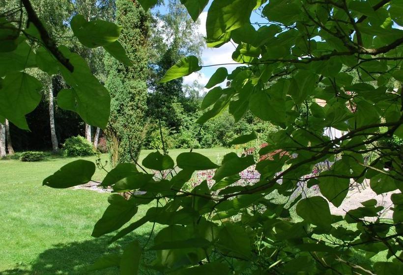 ベッドアンドブレックファースト La Monardière