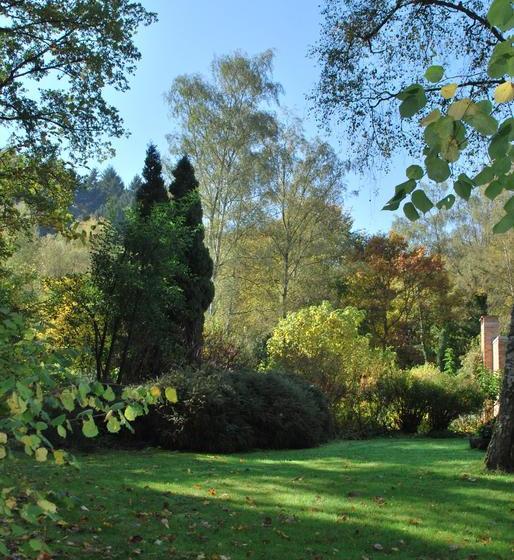 ベッドアンドブレックファースト La Monardière