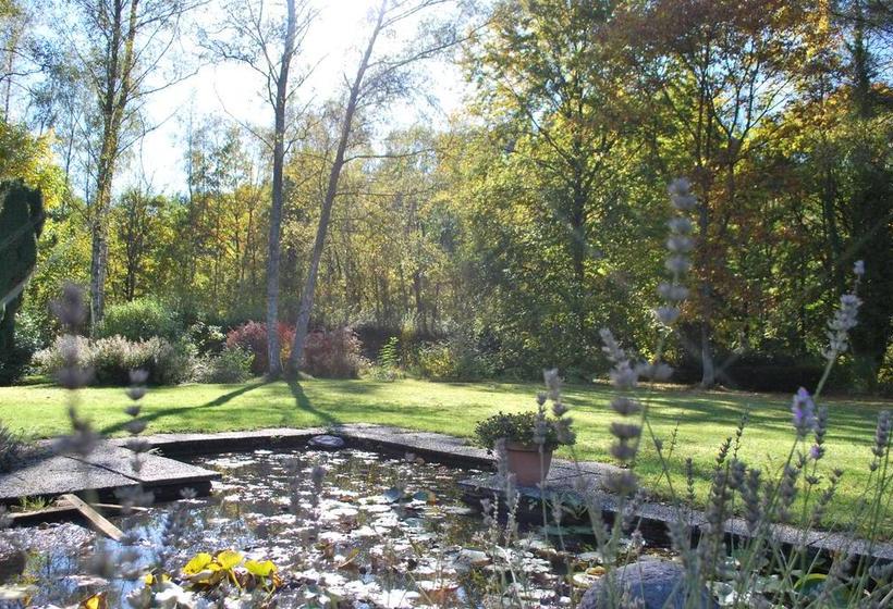 ベッドアンドブレックファースト La Monardière