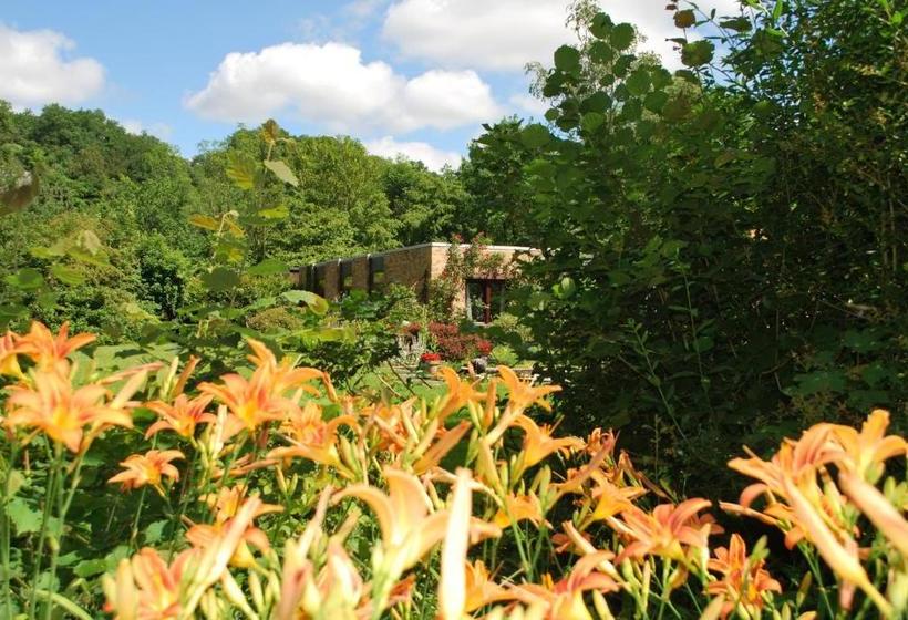 ベッドアンドブレックファースト La Monardière