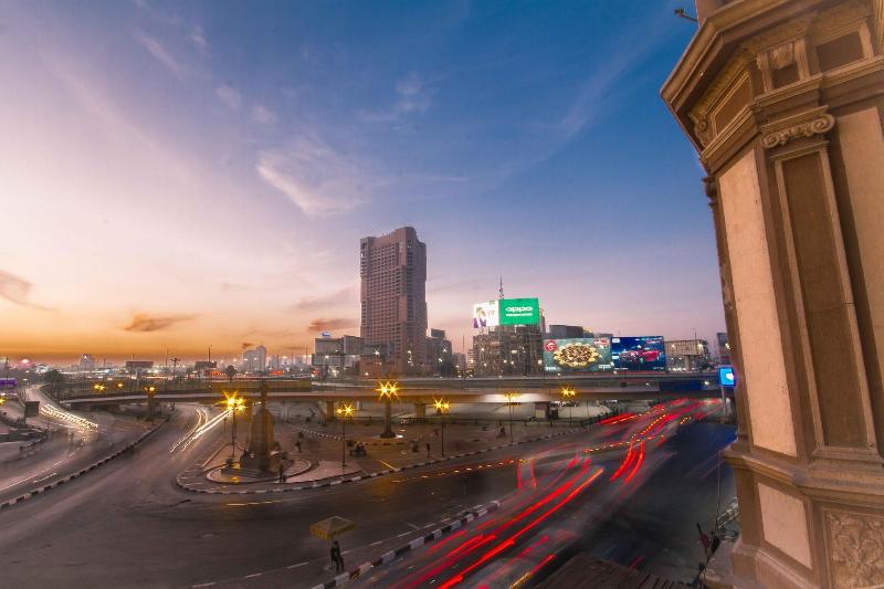 تختخواب و صبحانه Tahrir Plaza Suites   Museum View
