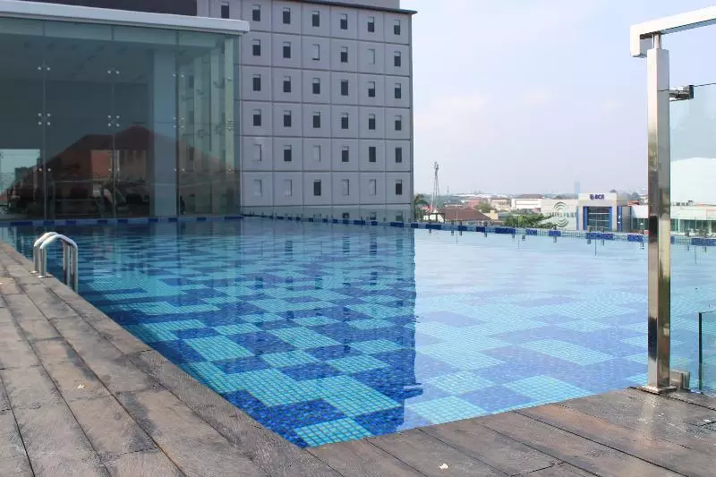 Harris Hotel & Conventions Solo