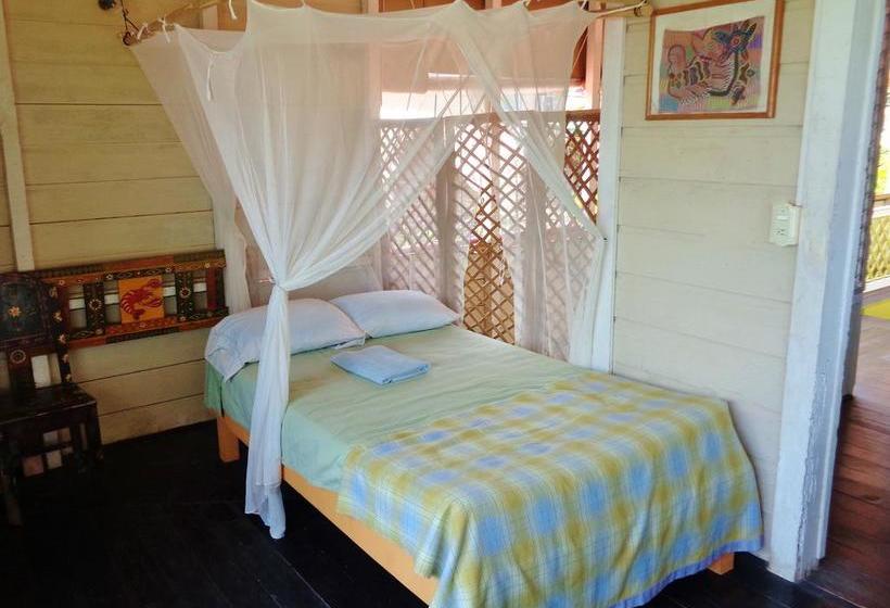 هتل La Casa Rosada