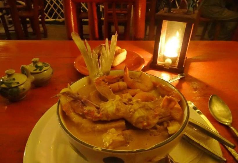 هتل La Casa Rosada