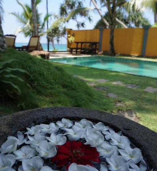 Отель Villa Kusum