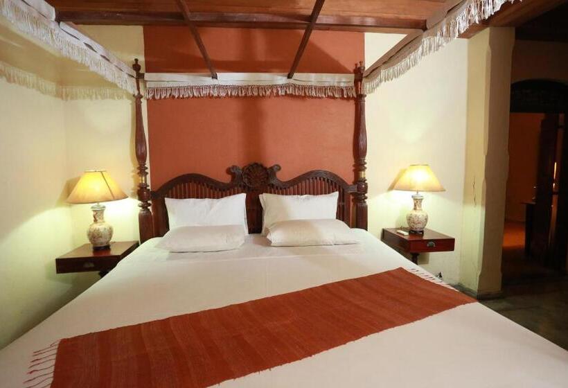 Отель Villa Kusum