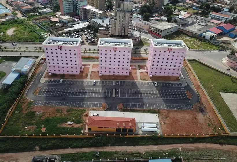هتل Iu  Huambo