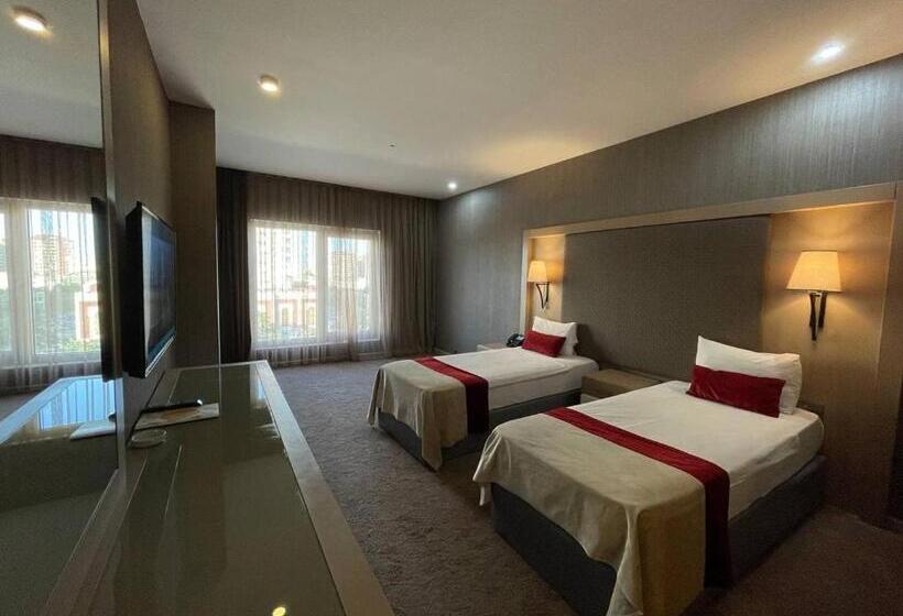 Sky Hotel Baku