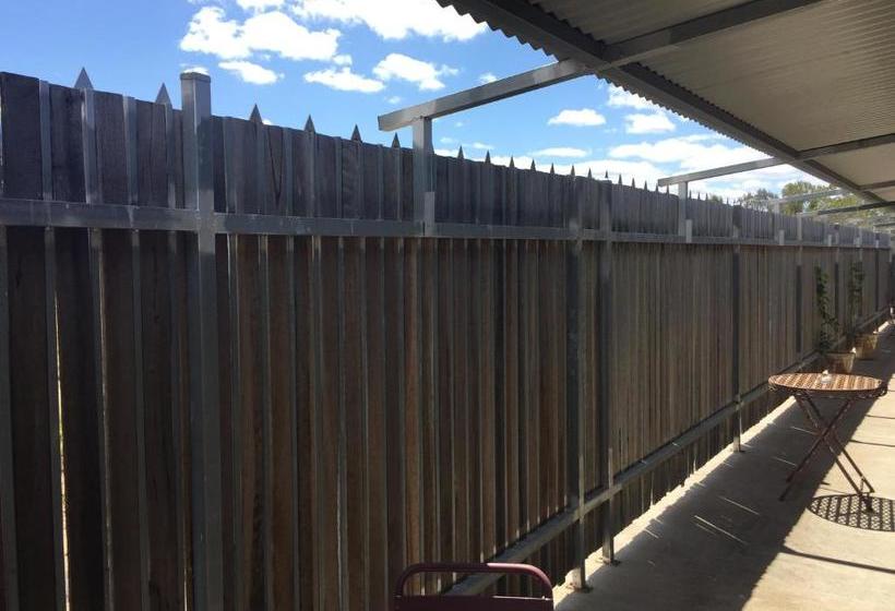 Westside Tavern And Motel