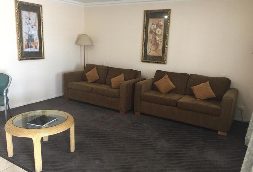 Westside Tavern And Motel