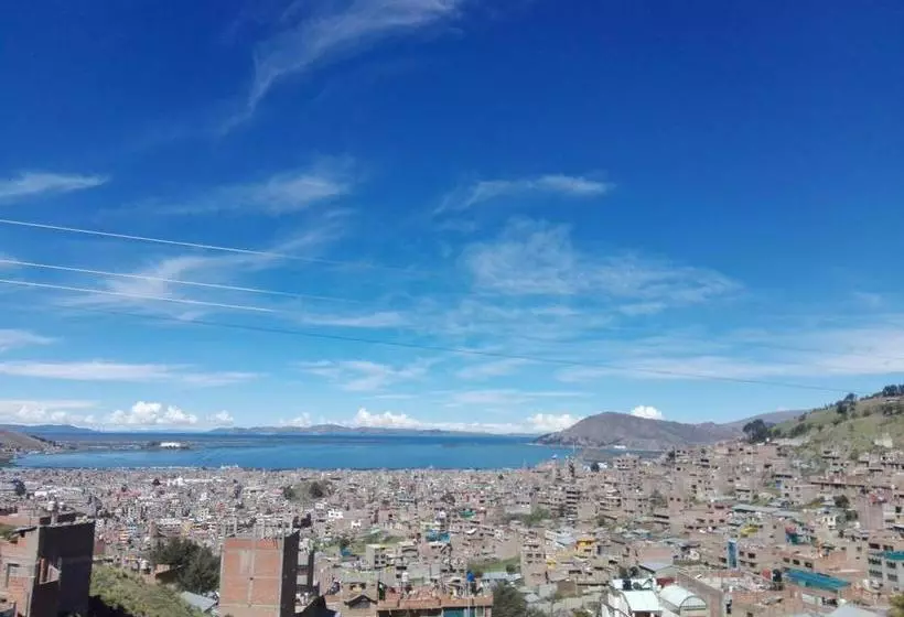 Aymarak Hostel & Camping