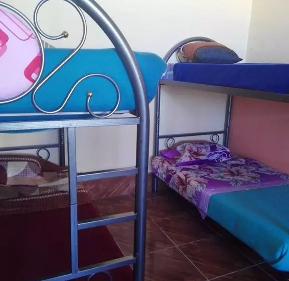 Aymarak Hostel & Camping