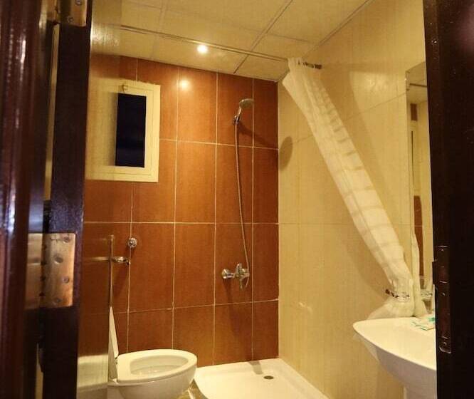 Hotel Aayan Al Barakah