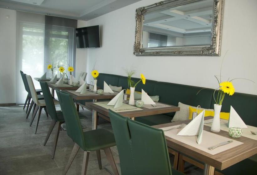 Hotell Am Moosrain Garni