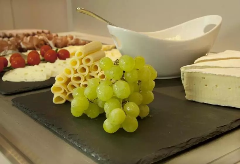 Hotel Am Moosrain Garni