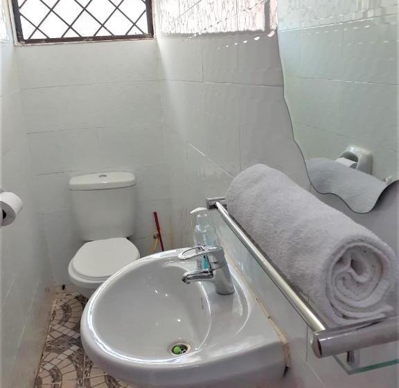 هتل Annodas Homes Milimani Kisumu