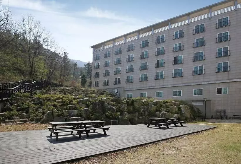 هتل Geoje Oasis