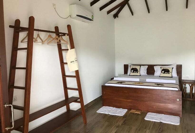 Hotel Into The Wild Sigiriya