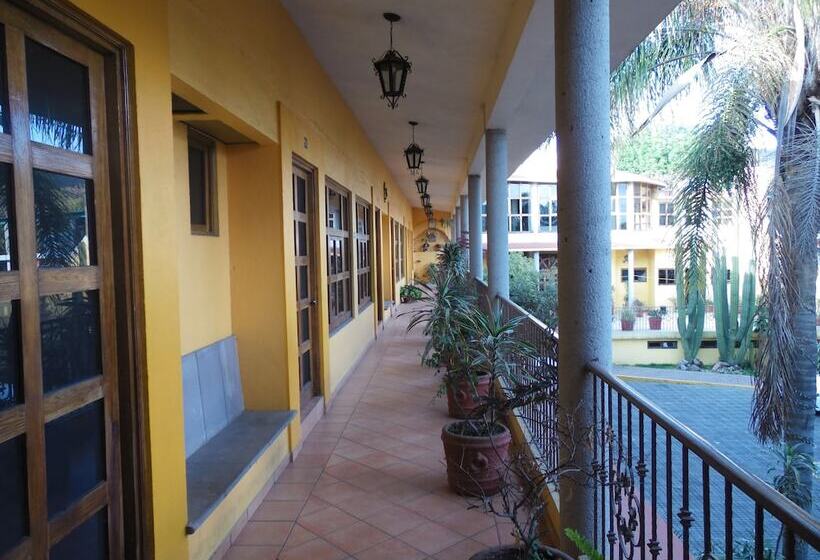 فندق Plaza Del Sol