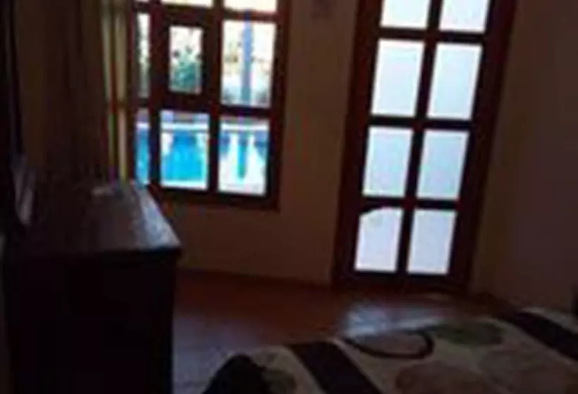 Hotelli Plaza Del Sol