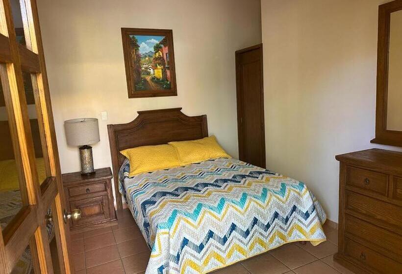 فندق Plaza Del Sol