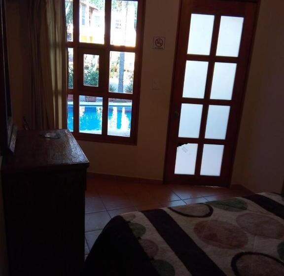 فندق Plaza Del Sol